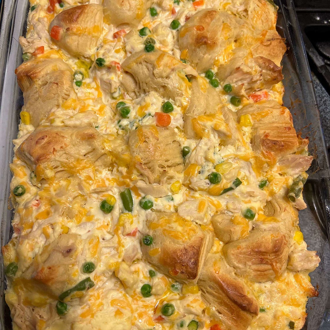 Chicken Pot Pie Bubble Up Casserole