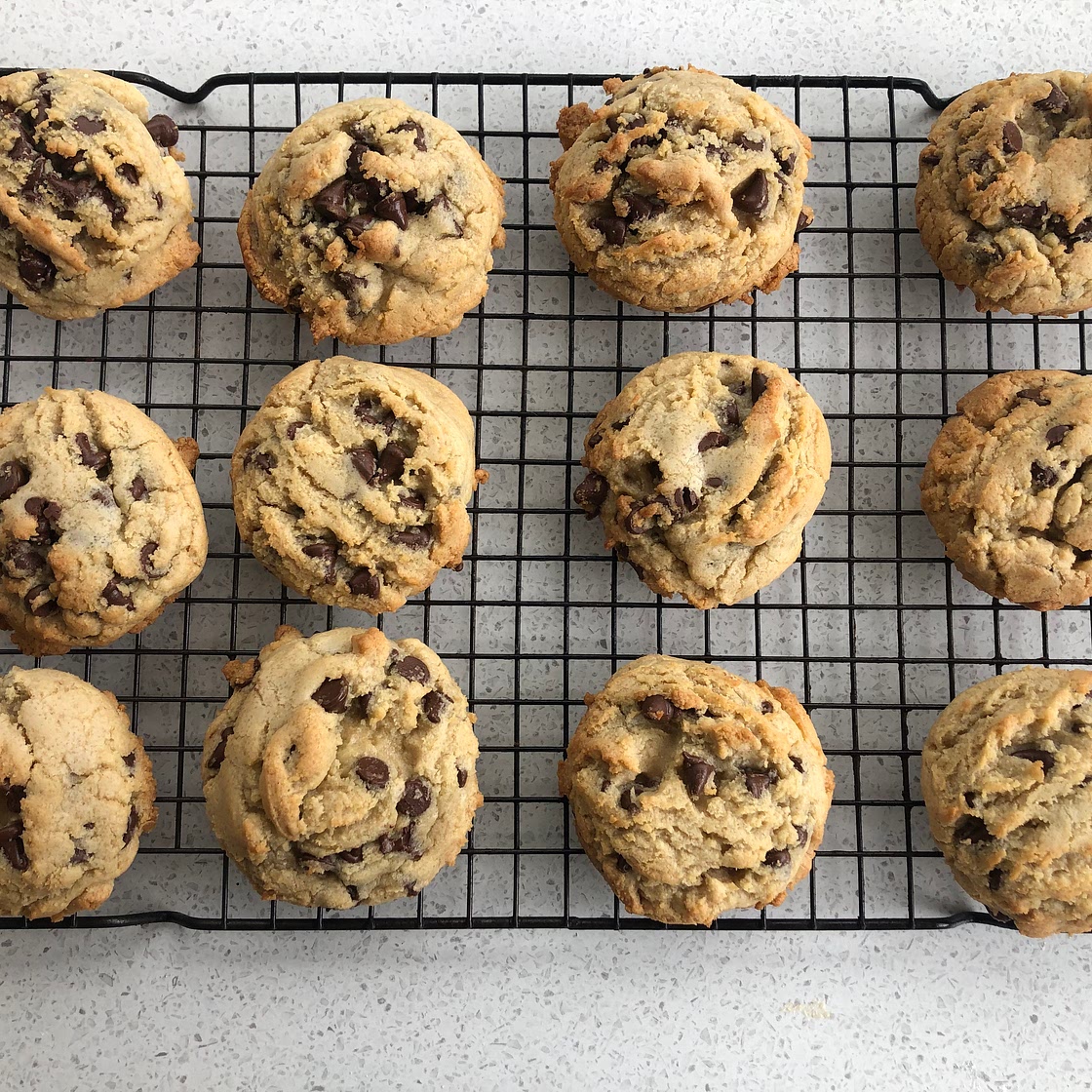 Best Big, Fat, Chewy Chocolate Chip Cookie