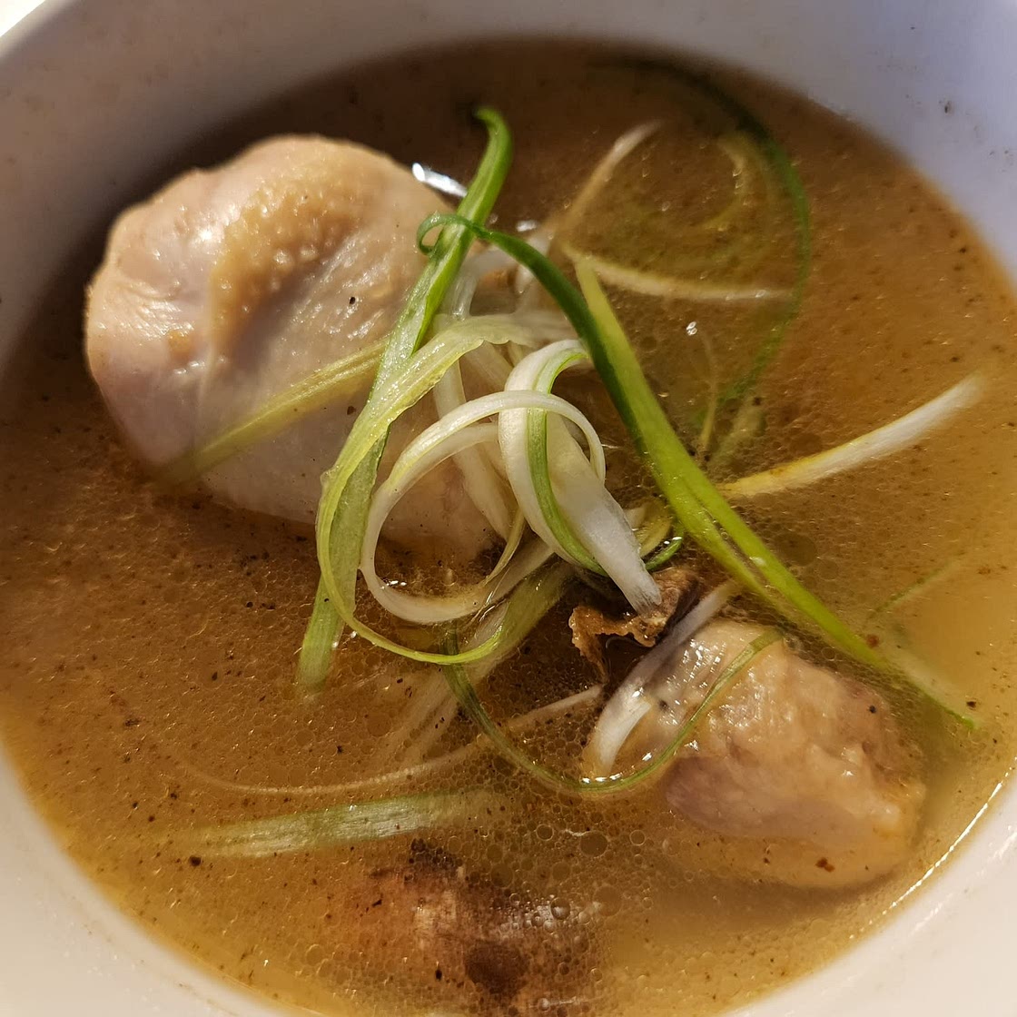 Taiwanese Sesame Oil Chicken Soup (台湾麻油鸡汤)