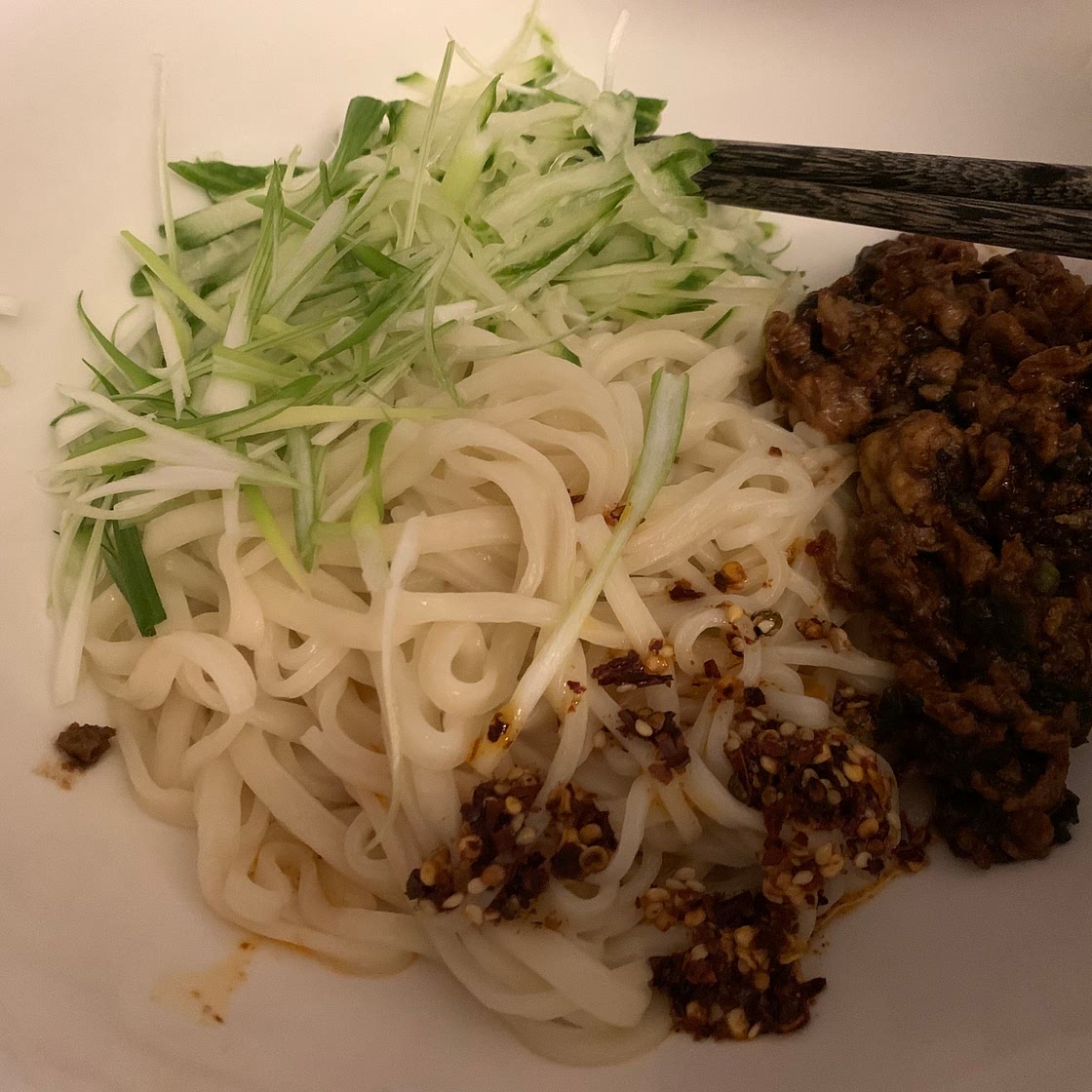 鸡蛋炸酱面 egg jajiang noodles