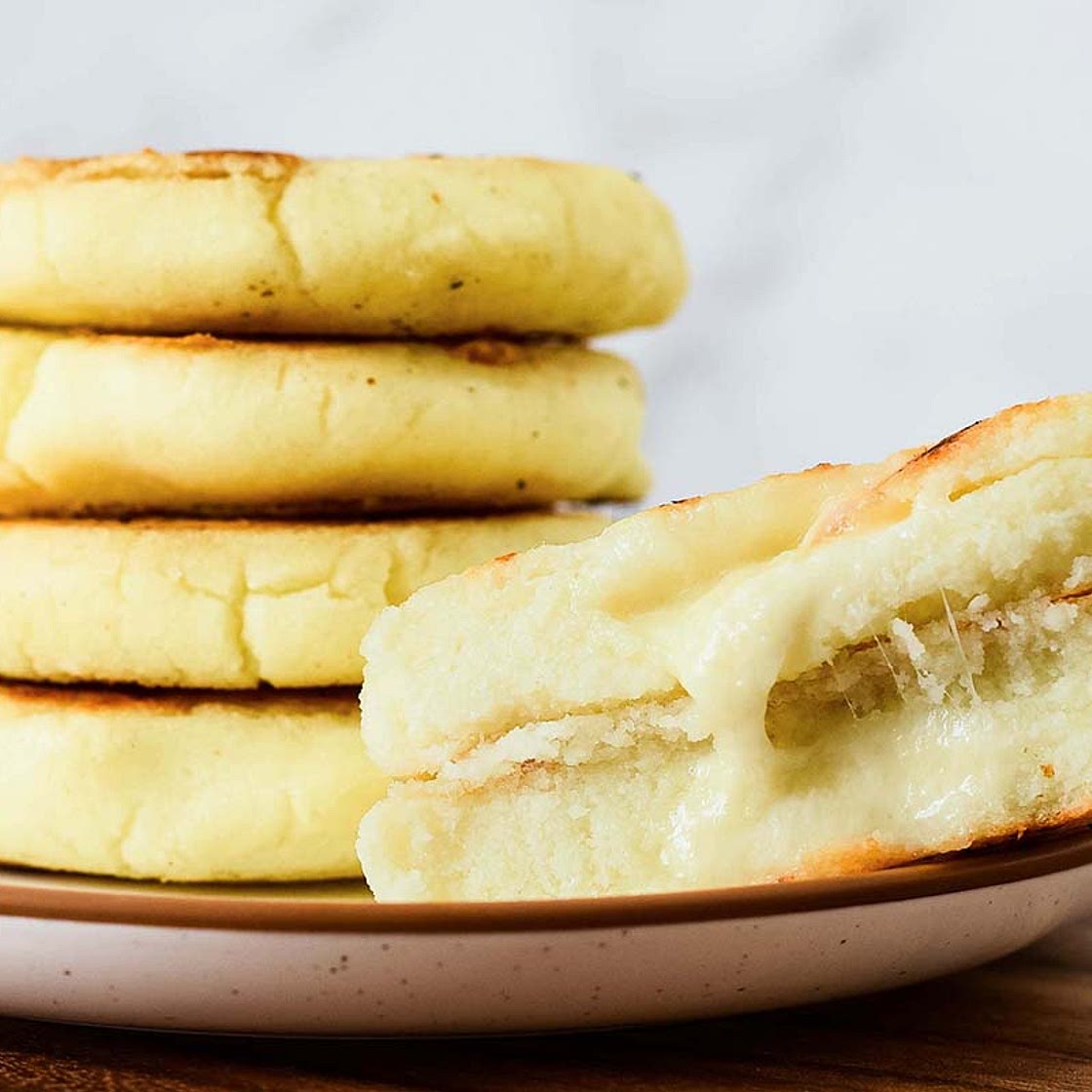 Arepas con Queso Recipe