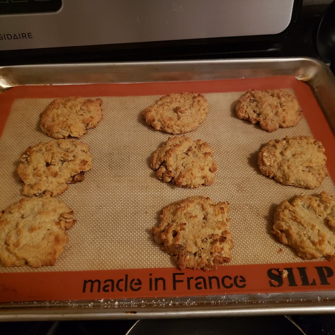 Basic Cookie 2 (cakey)