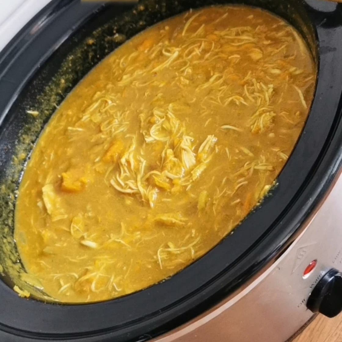 Slow Cooker Chicken Curry with Coconut Milk