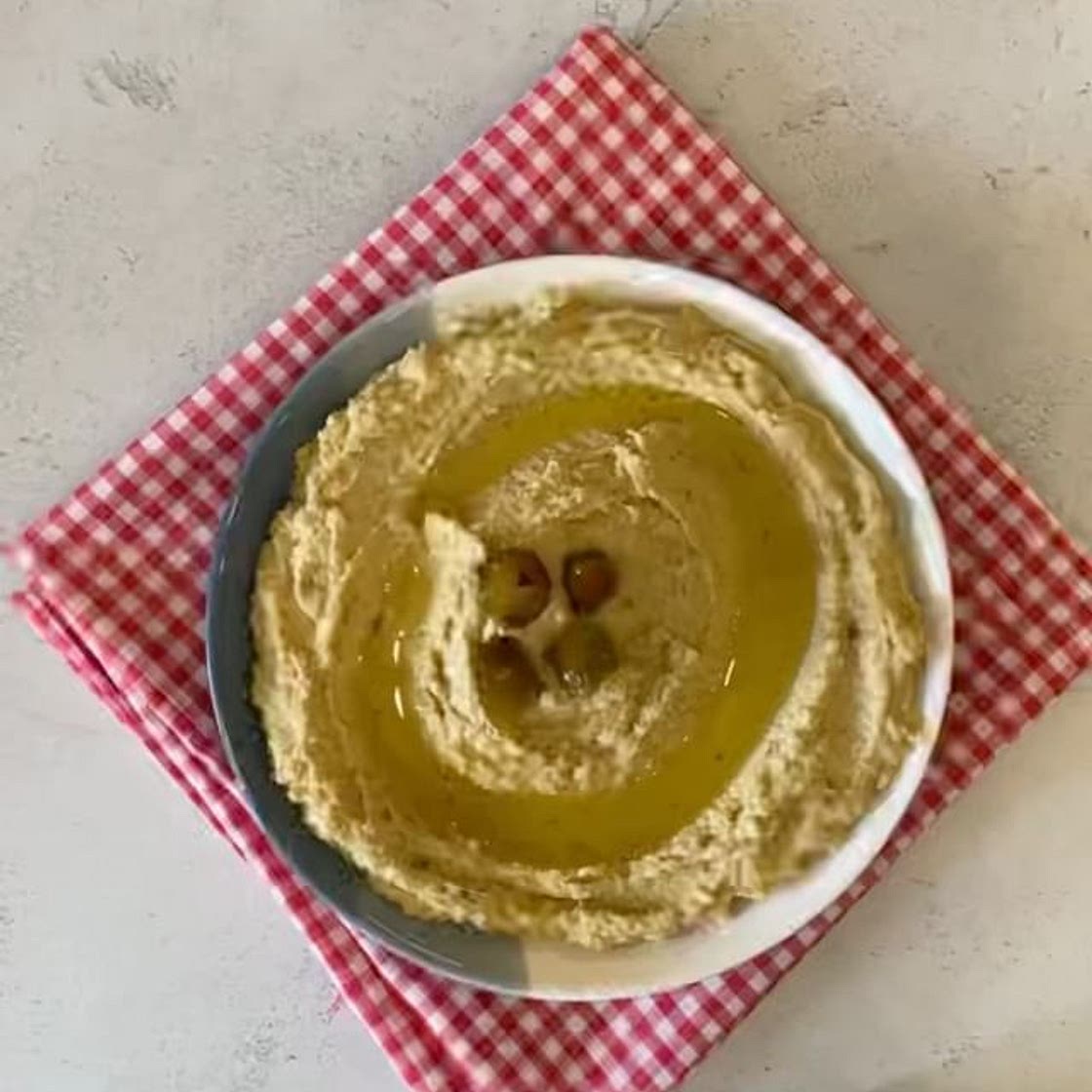 HUMMUS ON FIRE!! 🔥 Hummus with Jalapeño 