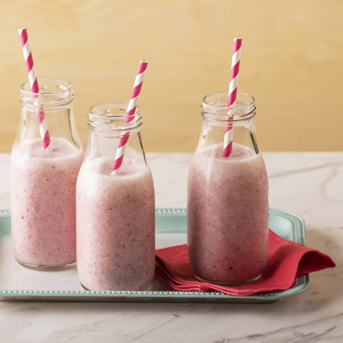 Simple Strawberry Smoothie