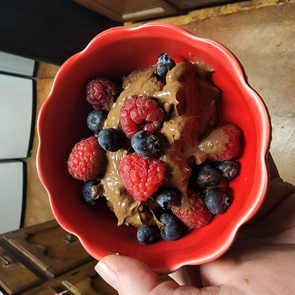 Healthy Dark Chocolate Avocado Mousse