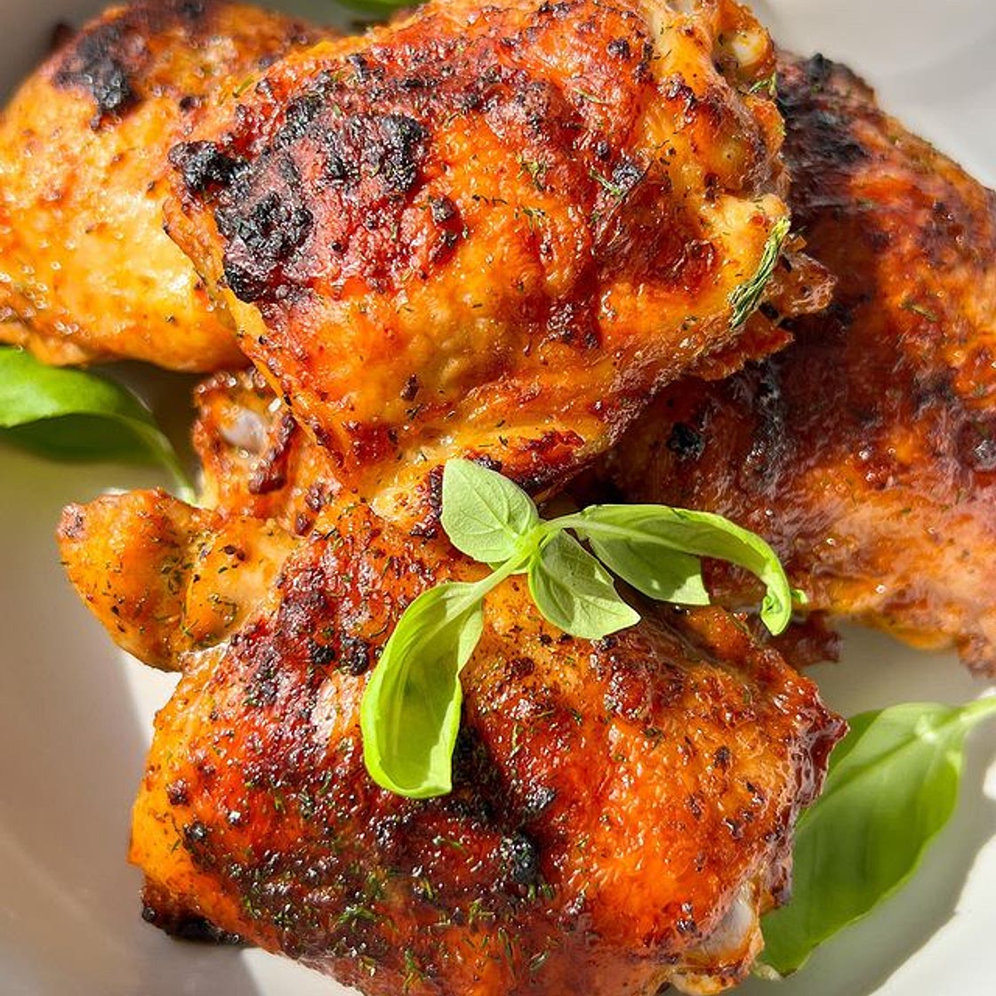 This recipe is so easy that you can practically make it with your eyes closed. Only 2 ingredients and 2 additional pantry staples. Staples like salt, pepper, olive oil don’t count as additional ingredients in the foodie world as they are ingredients we typ
