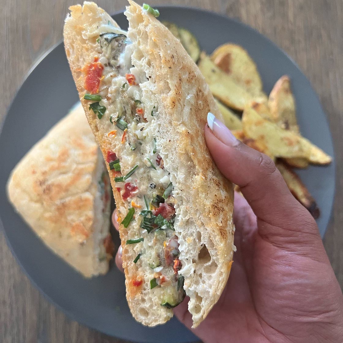 Zucchini, Mozz & Sun-Dried Tomato Panini with Herb Sauce & Italian-Seasoned Potato Wedges