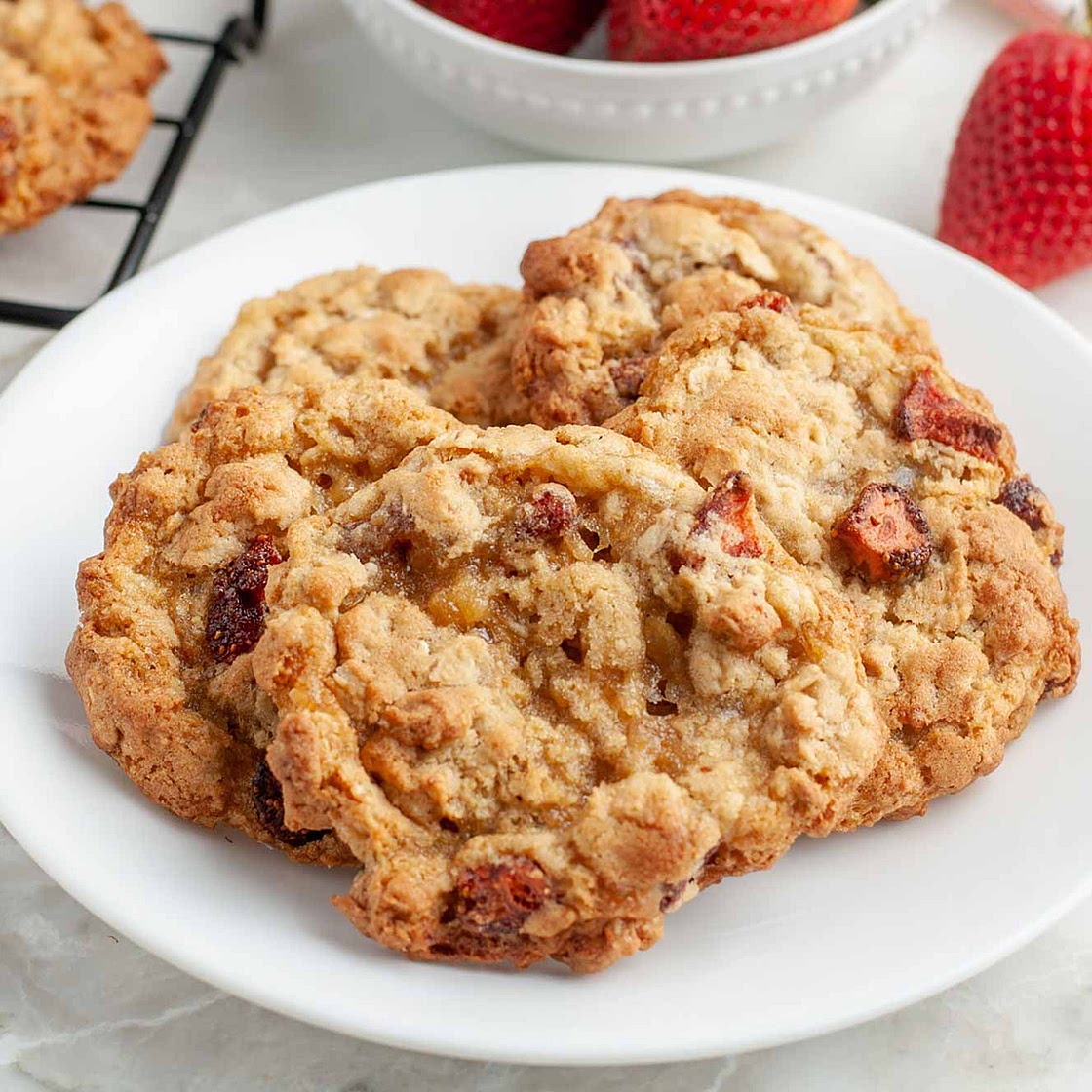 Strawberry Oatmeal Cookies