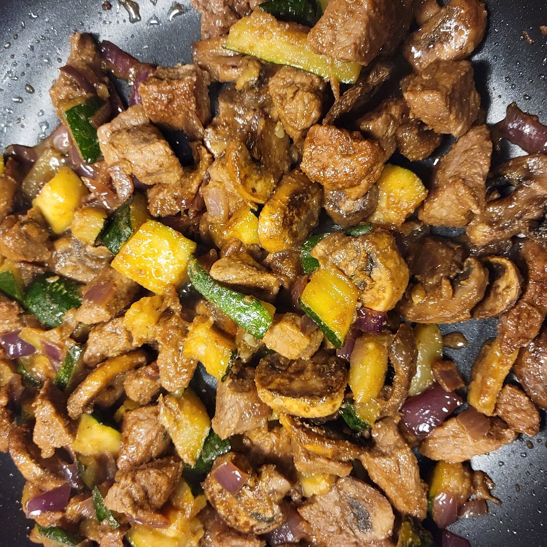 Hibachi Steak Bites with Zucchini and Mushrooms