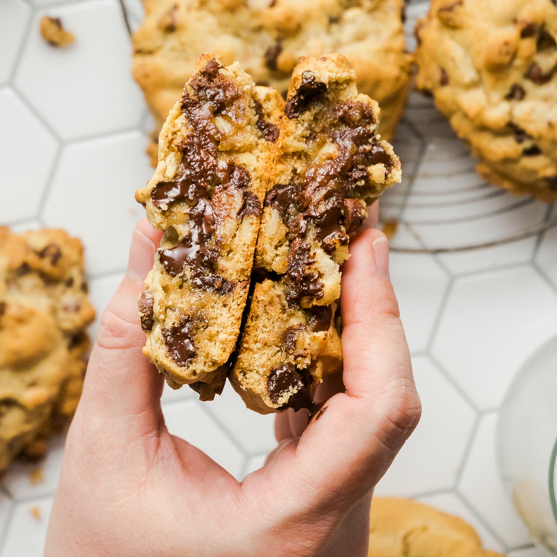 Gluten Free Copycat Levain Chocolate Chip Cookies