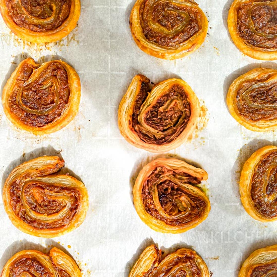 Caramelized Onion Puff Pastry Swirls