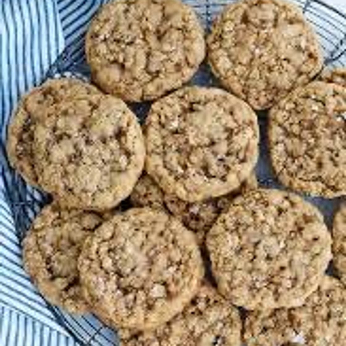 Vanishing Oatmeal Raisin Cookies