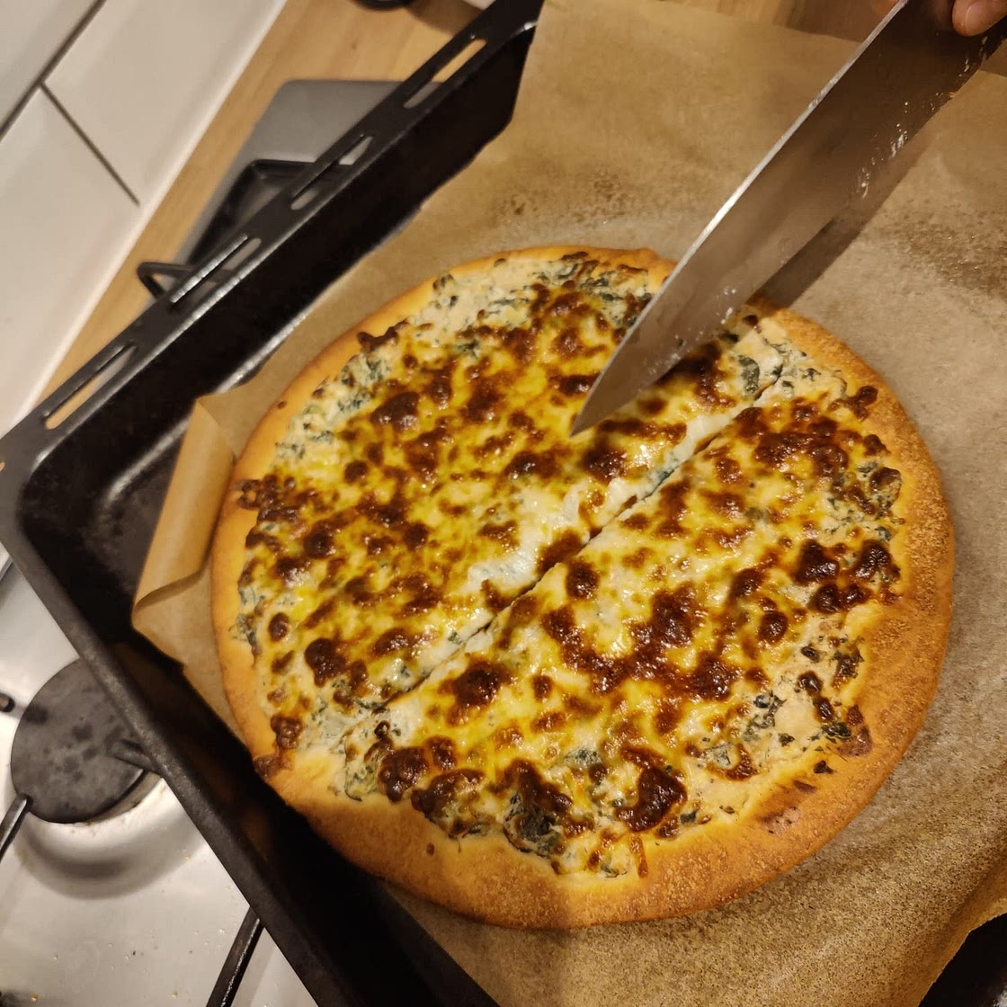 Spinach and Artichoke Dip Pizza