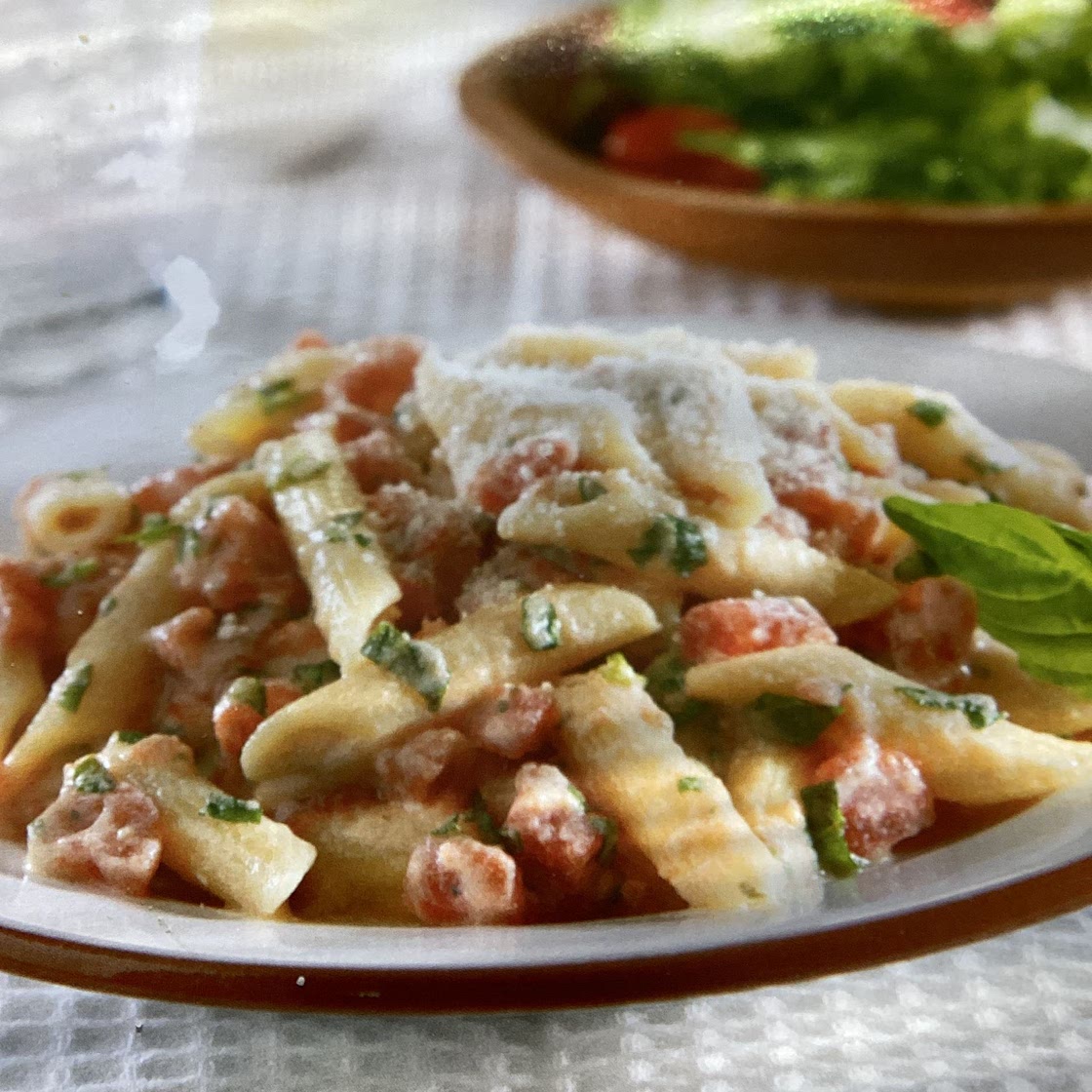 Penne with Ricotta, Tomatoes and Basil