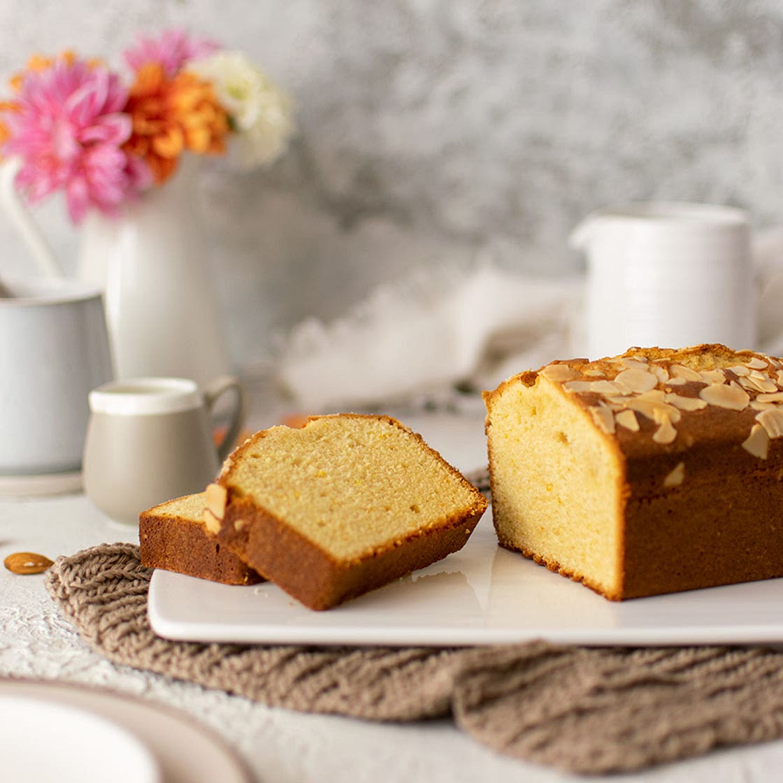 Plum-cake alle Mandorle e Arancia