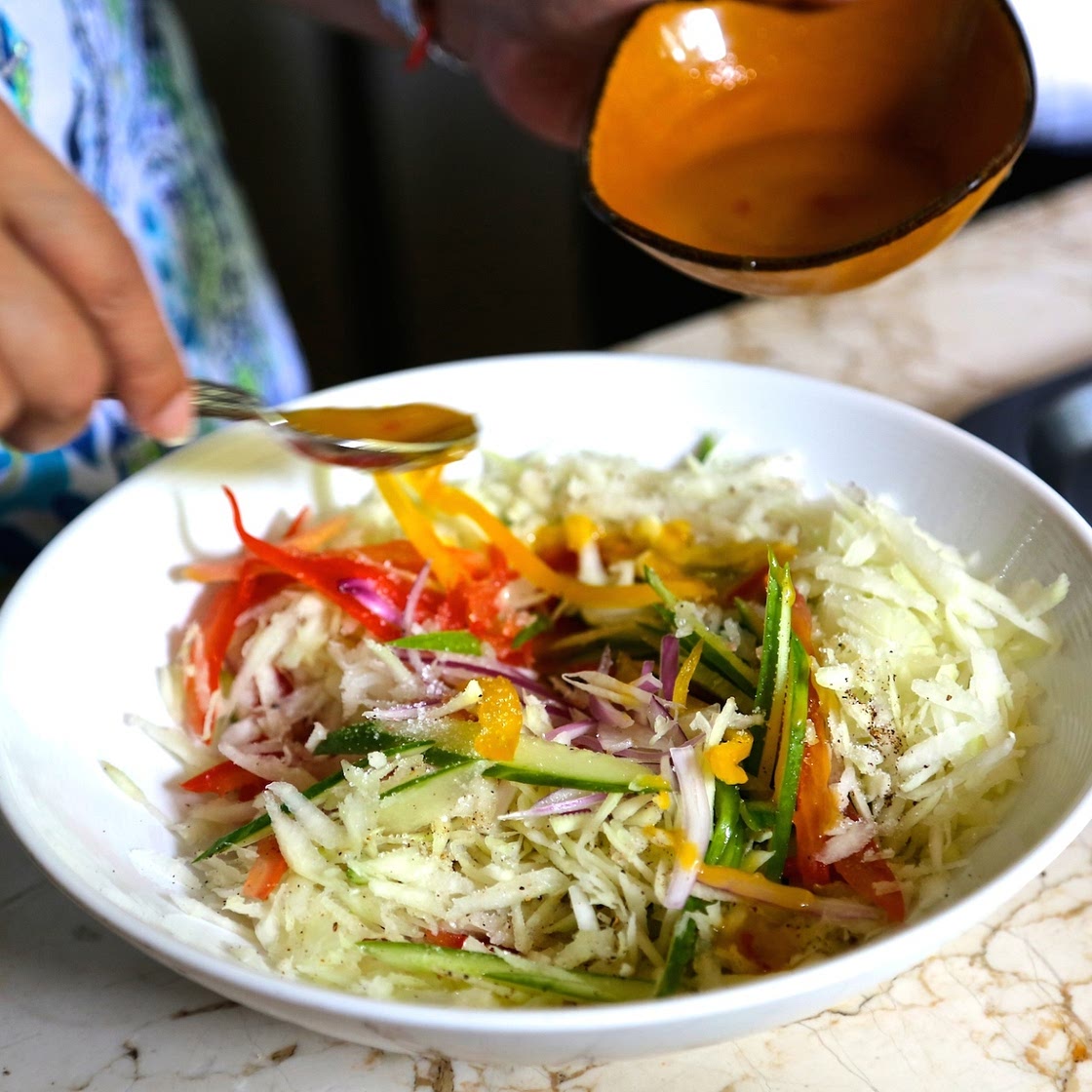 Creole papaya salad