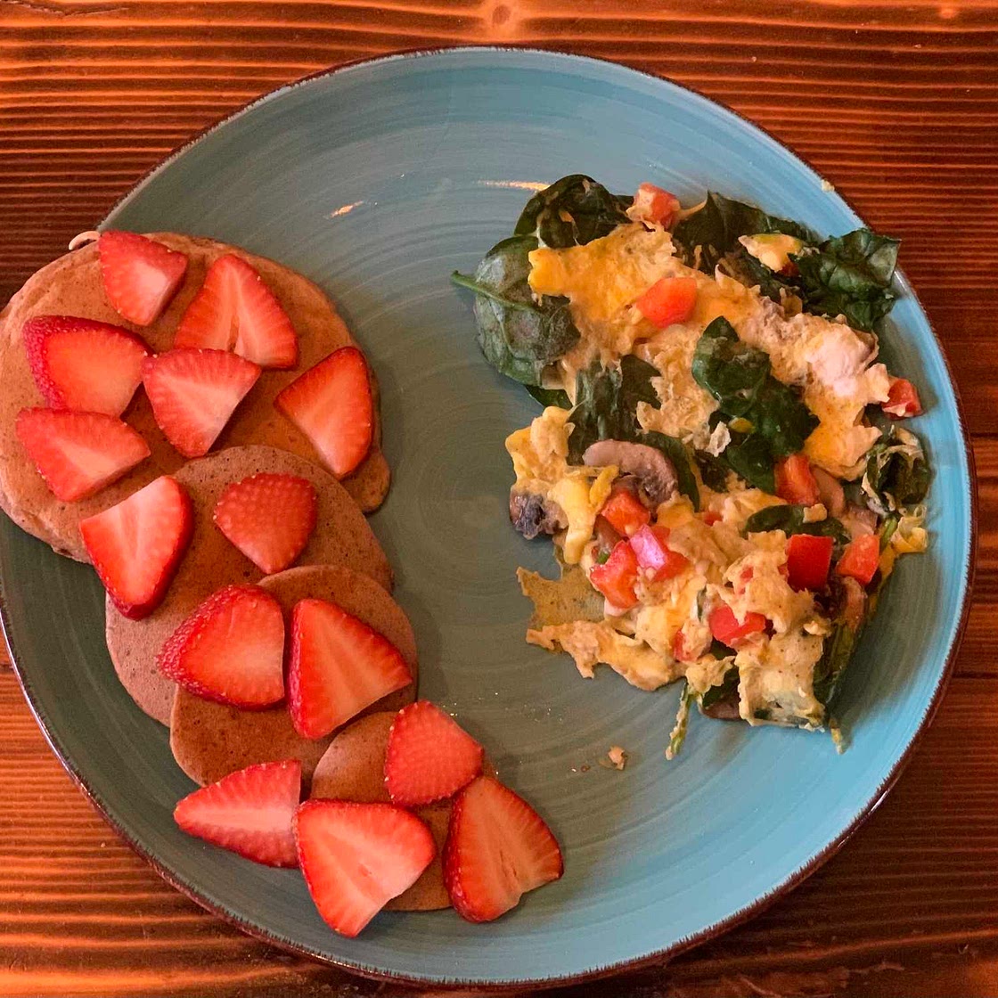 Pancakes and eggs 