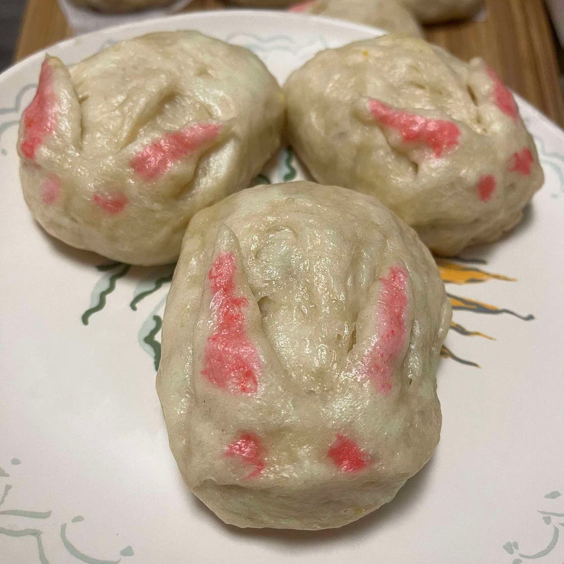 Steamed Carrot Cheesecake Buns 