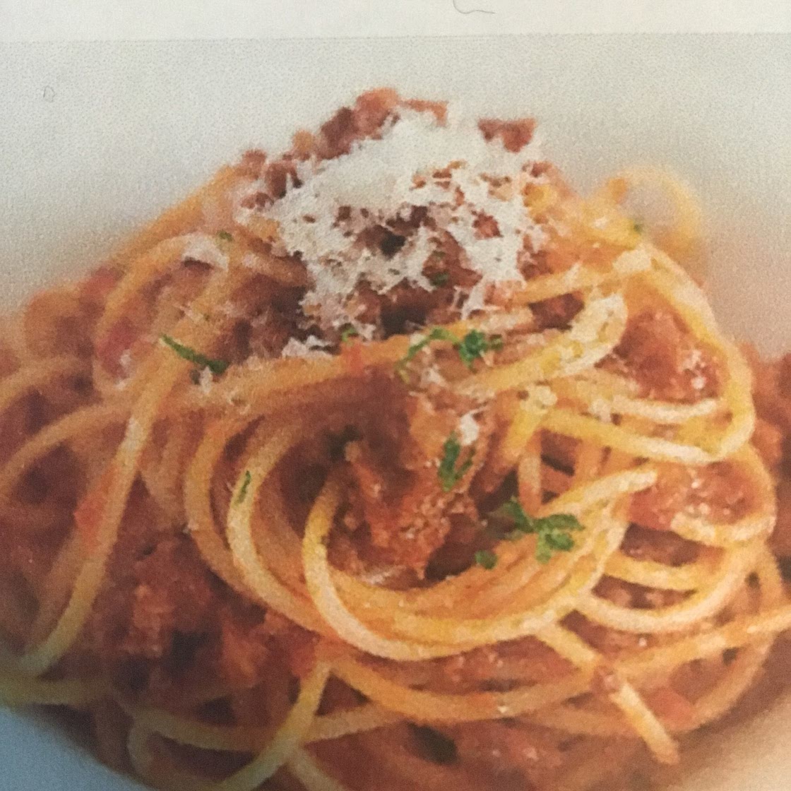 Spaghetti and Garlic Bread 