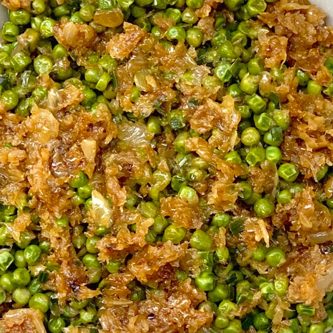 Les petits pois aux oignons d'Ottolenghi