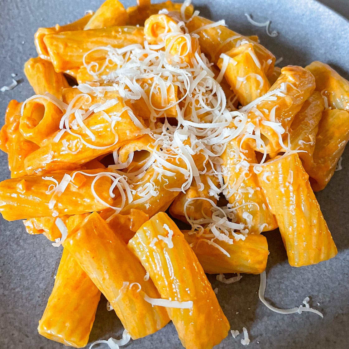 Easy Spicy Rigatoni Recipe