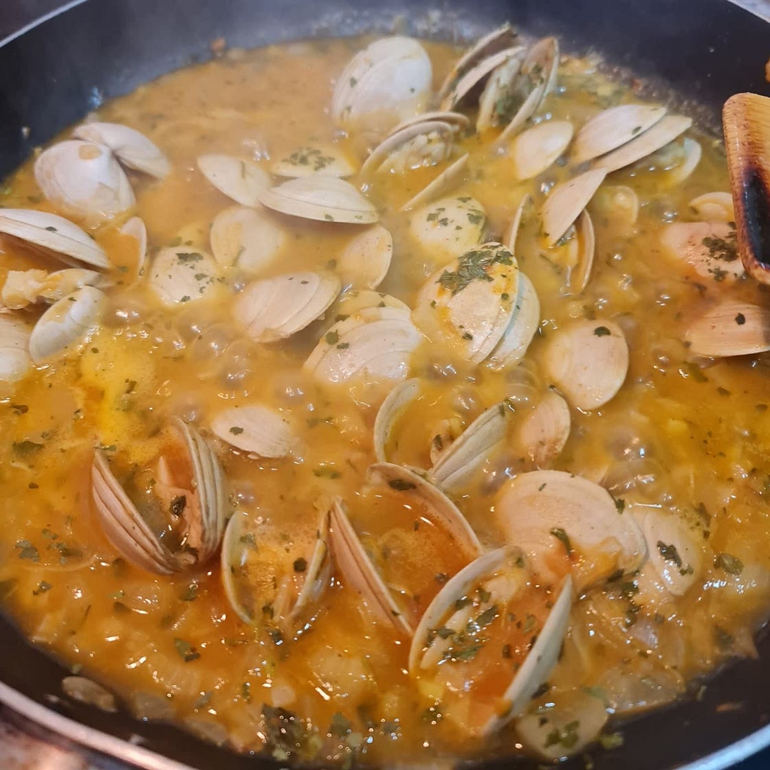 Receta de Almejas a la marinera