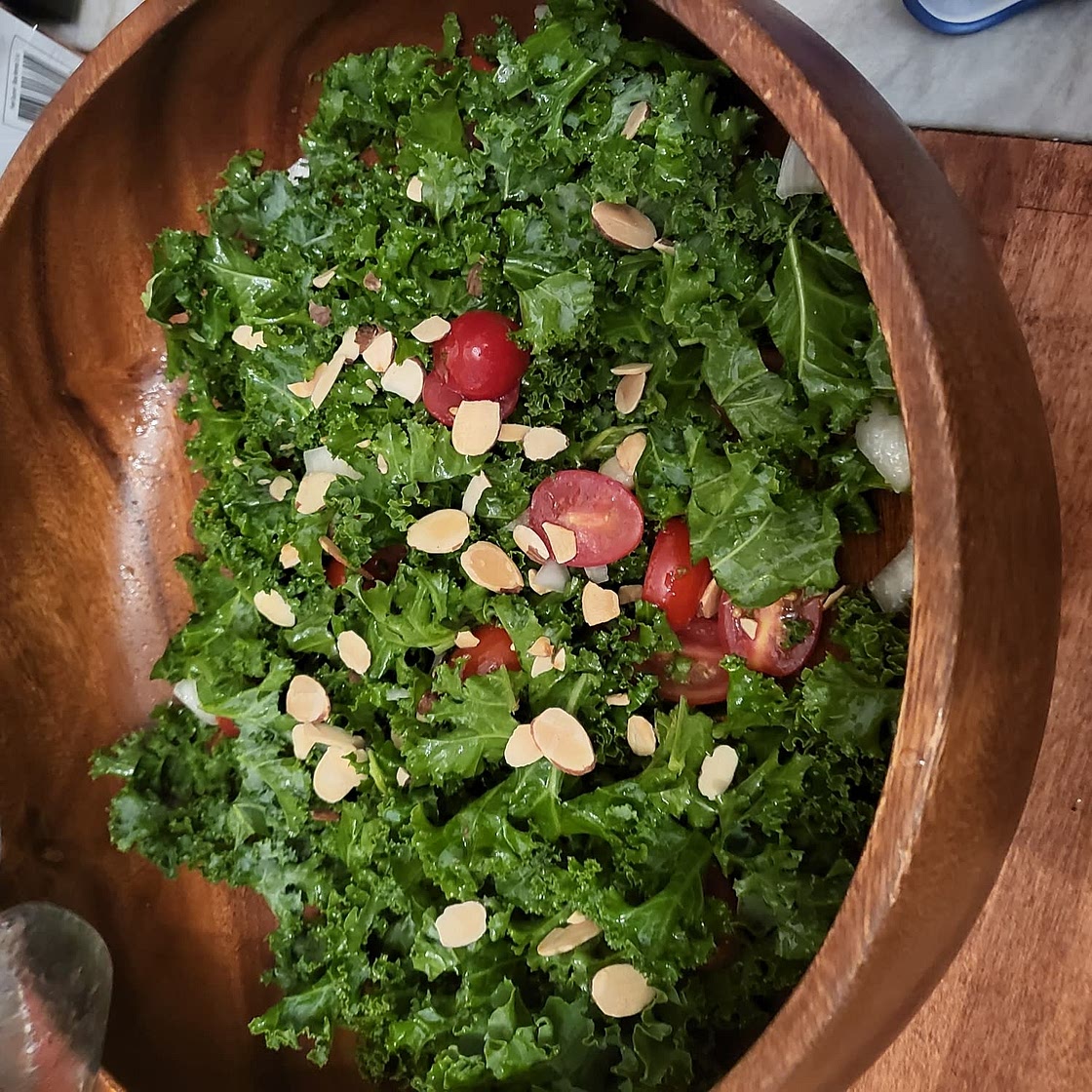 Lemon-Garlic Kale Salad