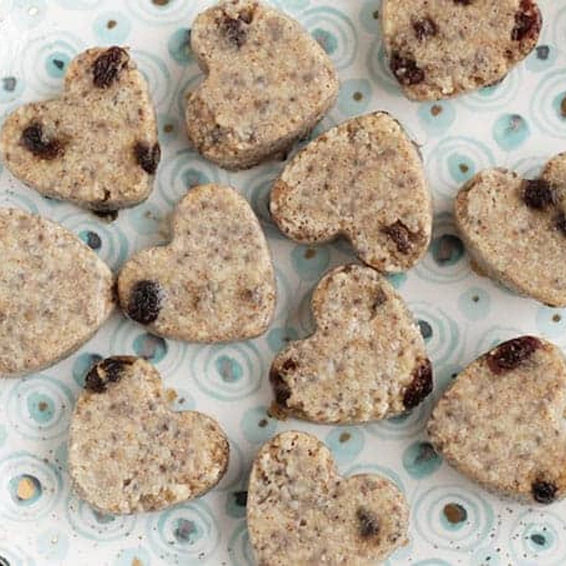 Cinnamon Raisin Baked Oatmeal Cups