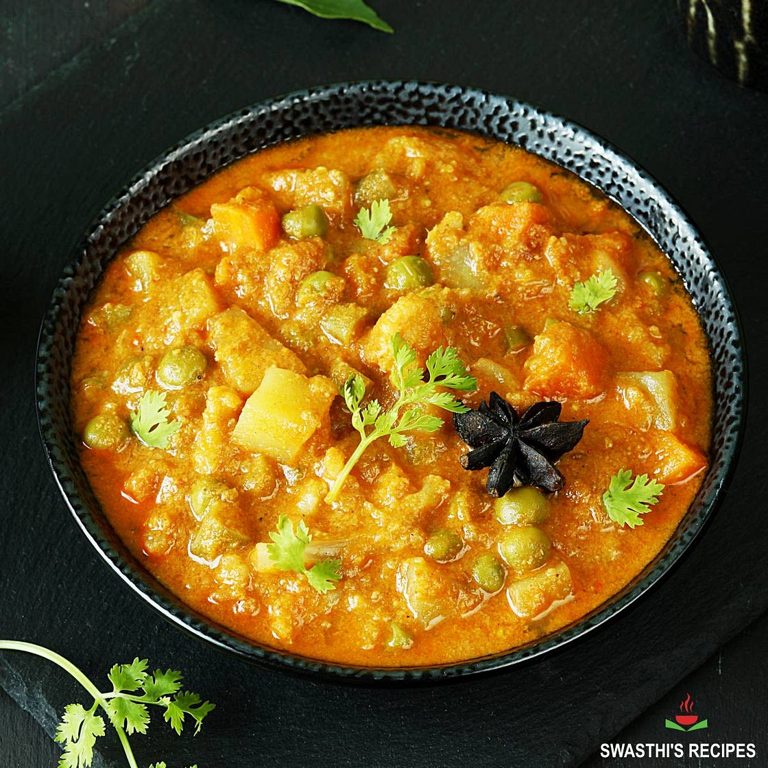 Veg Kurma Recipe (Vegetable Korma Recipe)