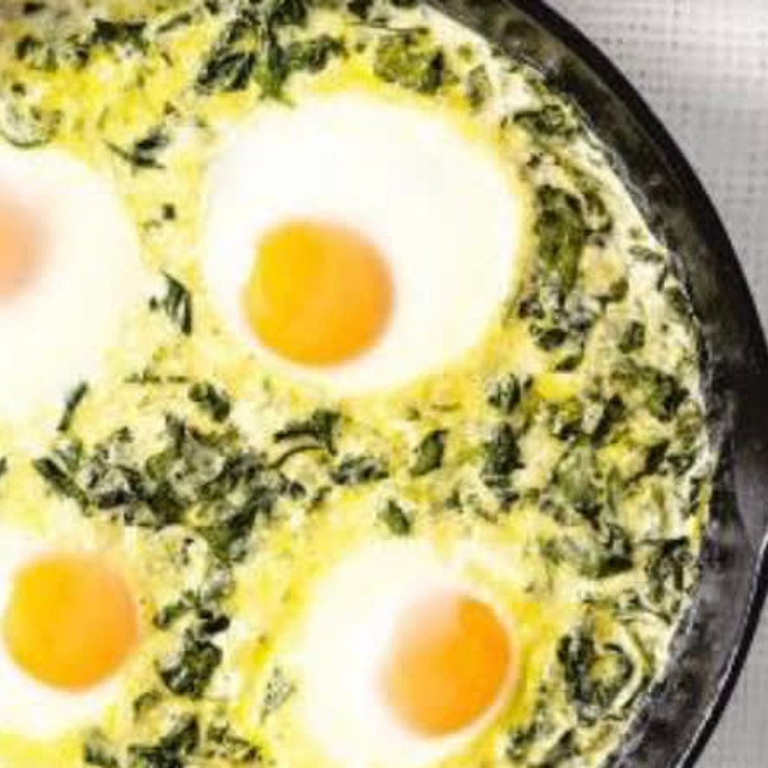 Baked Eggs in Creamy Spinach