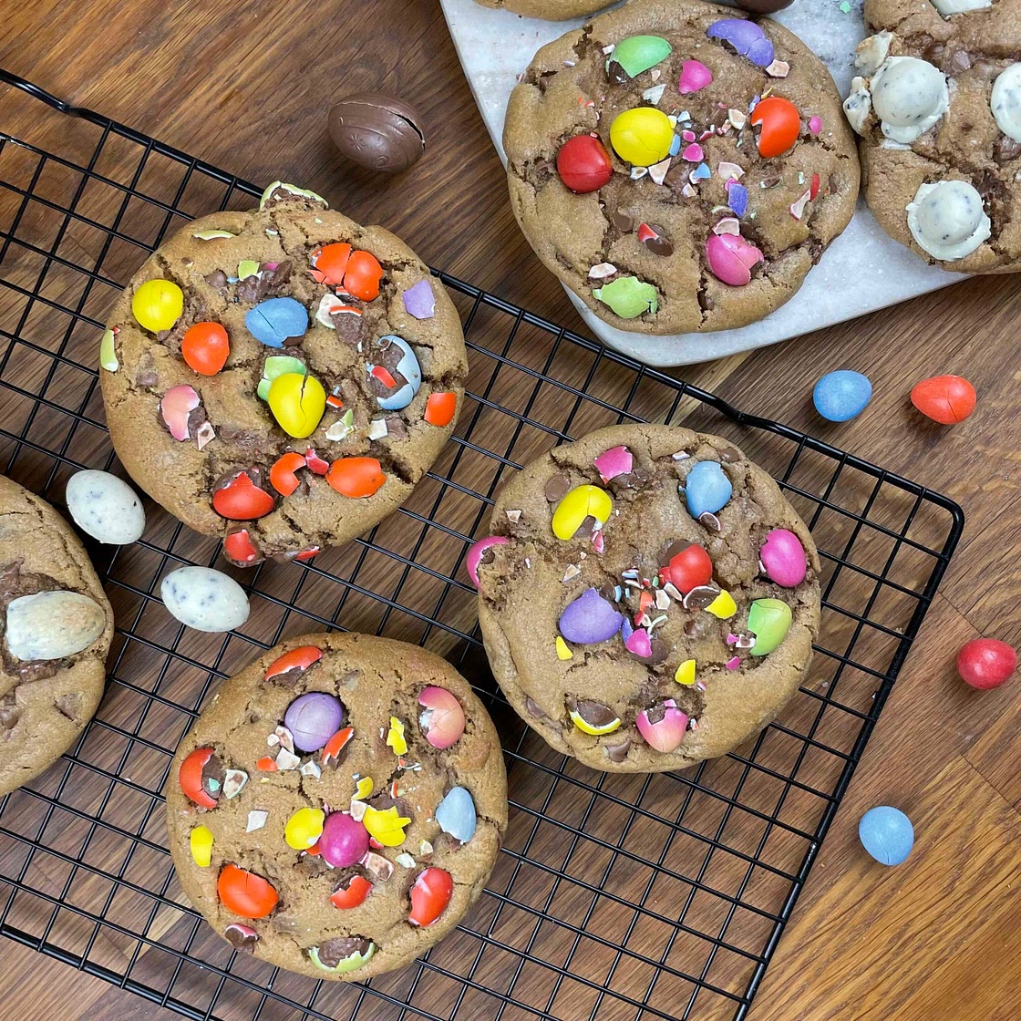 Easter Chocolate Chip Cookies 