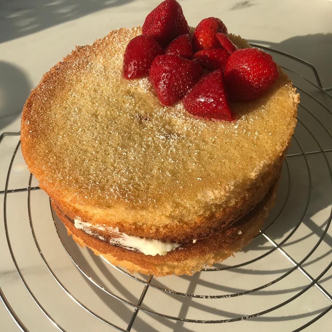 Mary Berry's easy Victoria sandwich