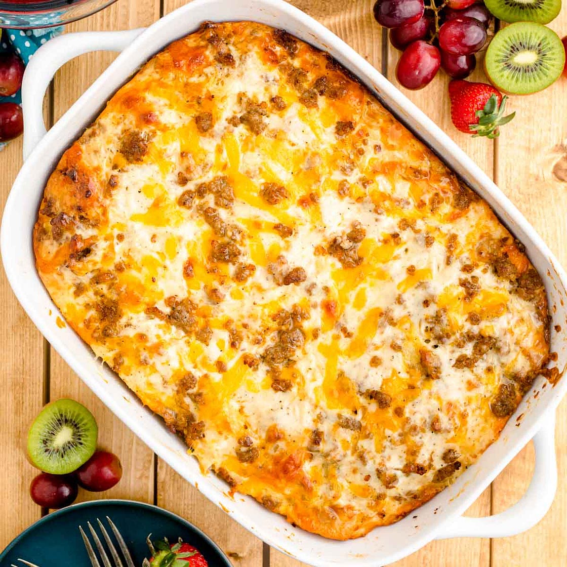 Biscuits and Gravy Casserole Recipe