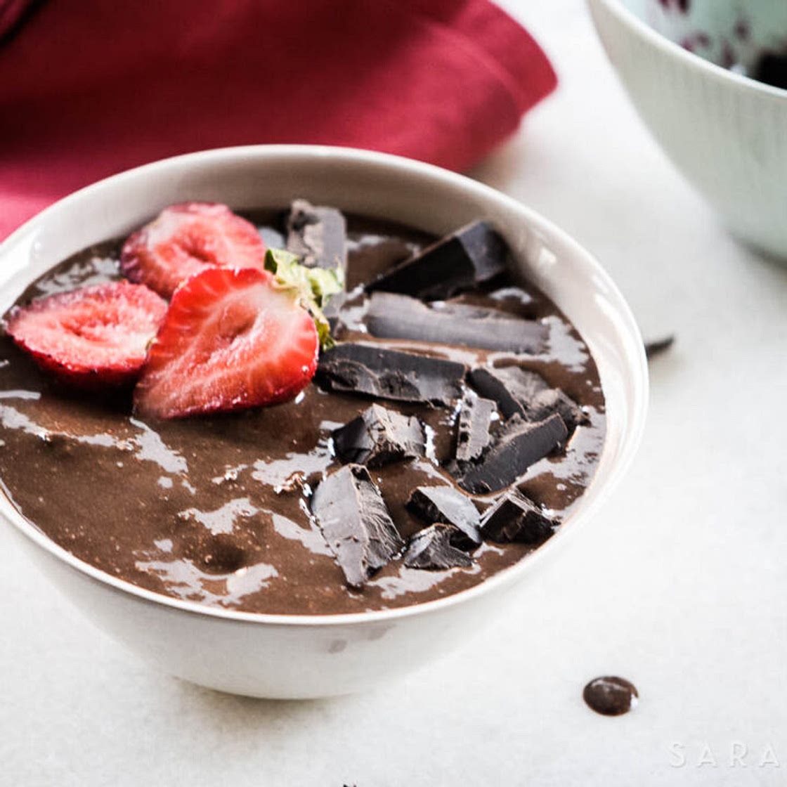 Brownie Batter Smoothie Bowl