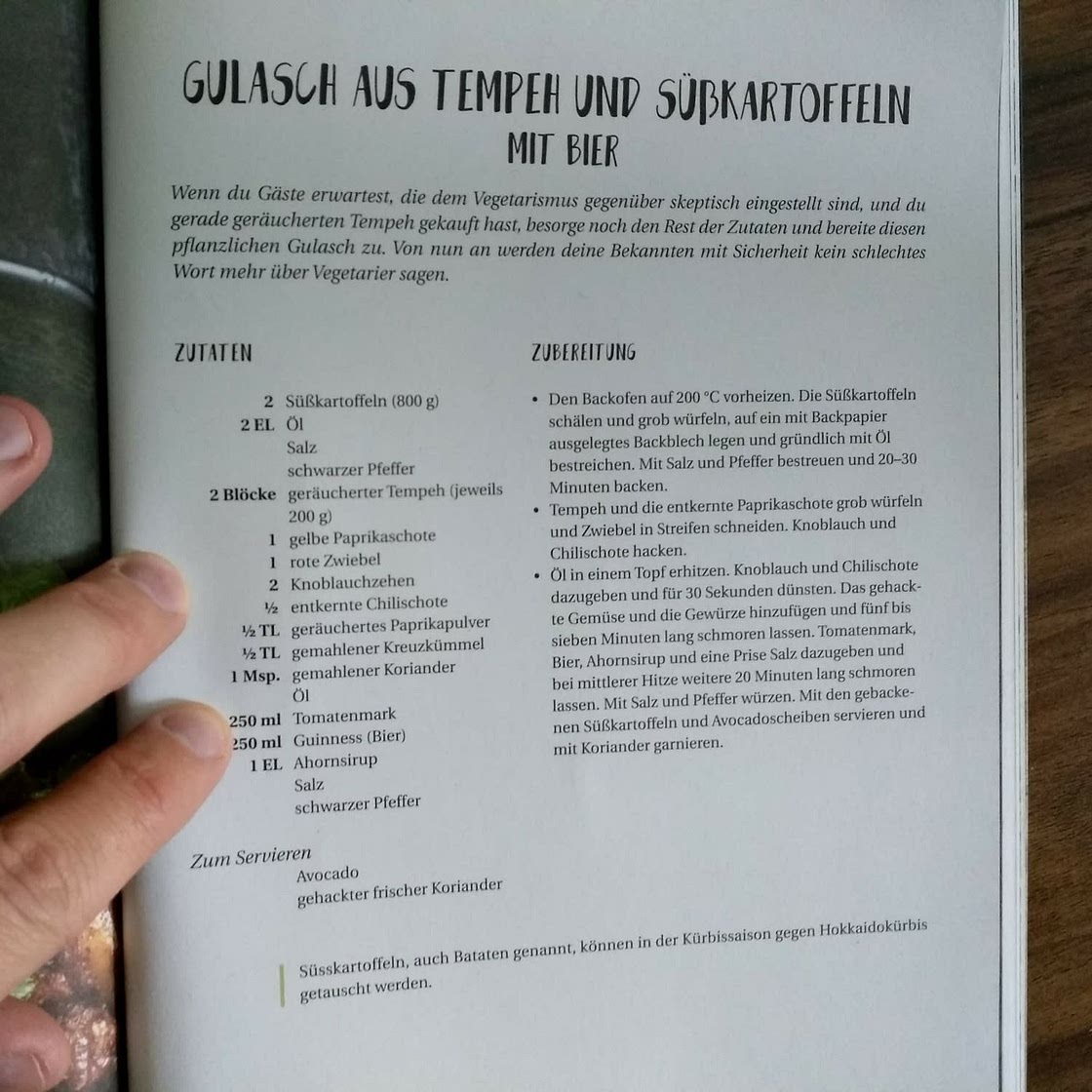 Tempeh Gulasch mit Süßkartoffeln