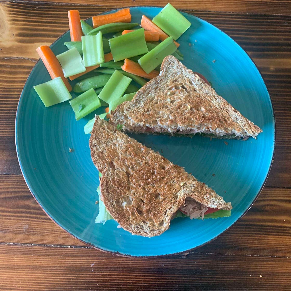 Tuna sandwich 