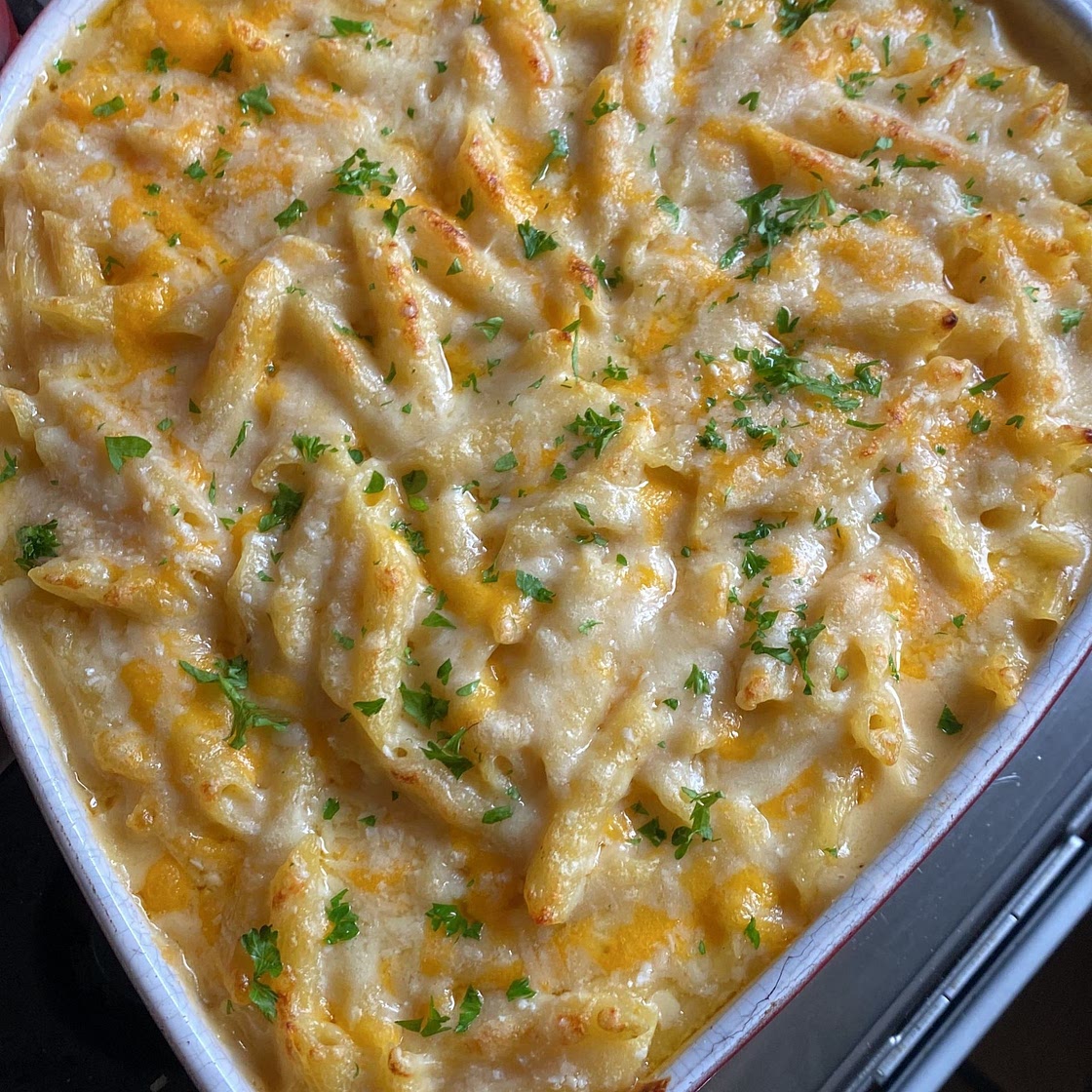 MAC AND CHEESE