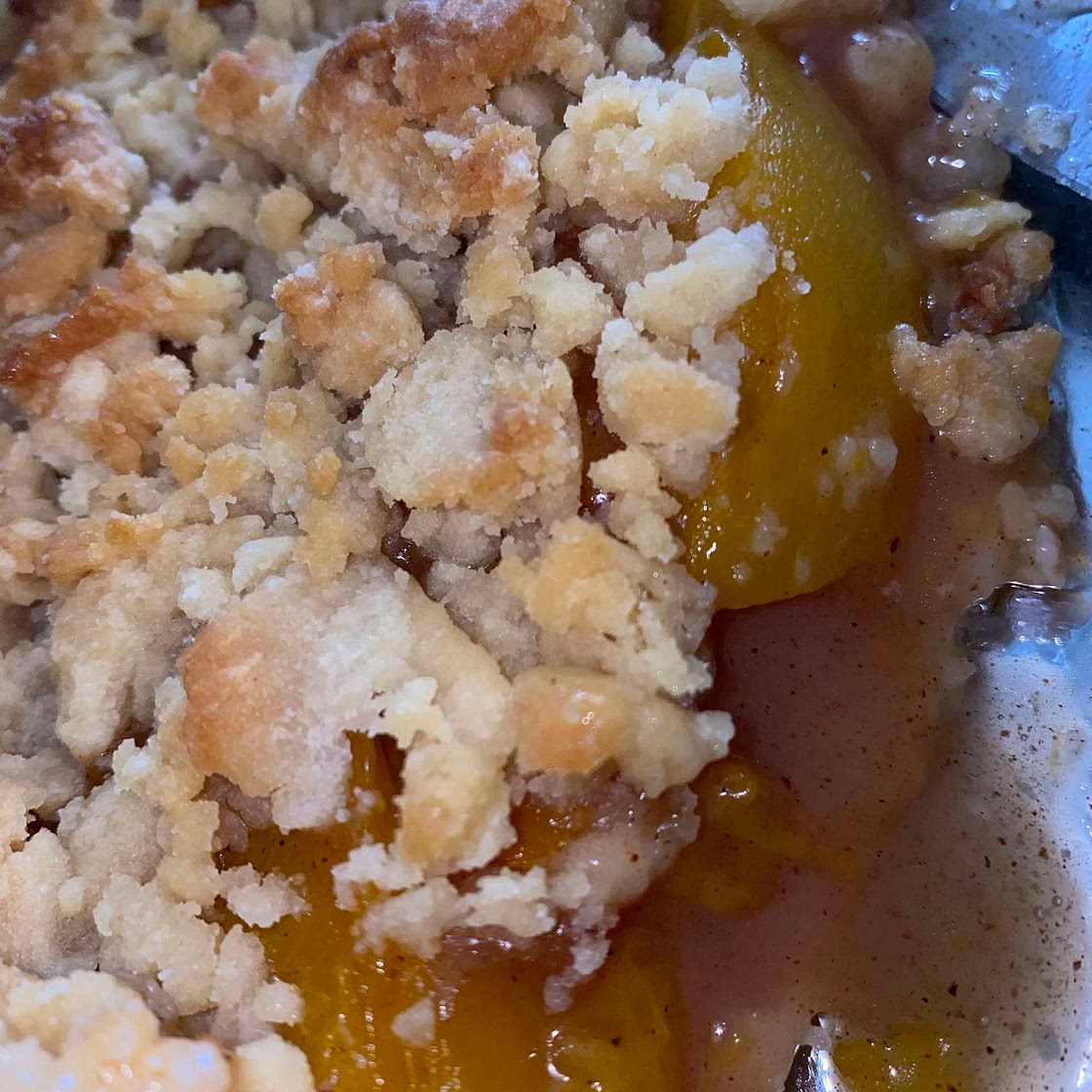 (Healthy) Peach Struesel Pie