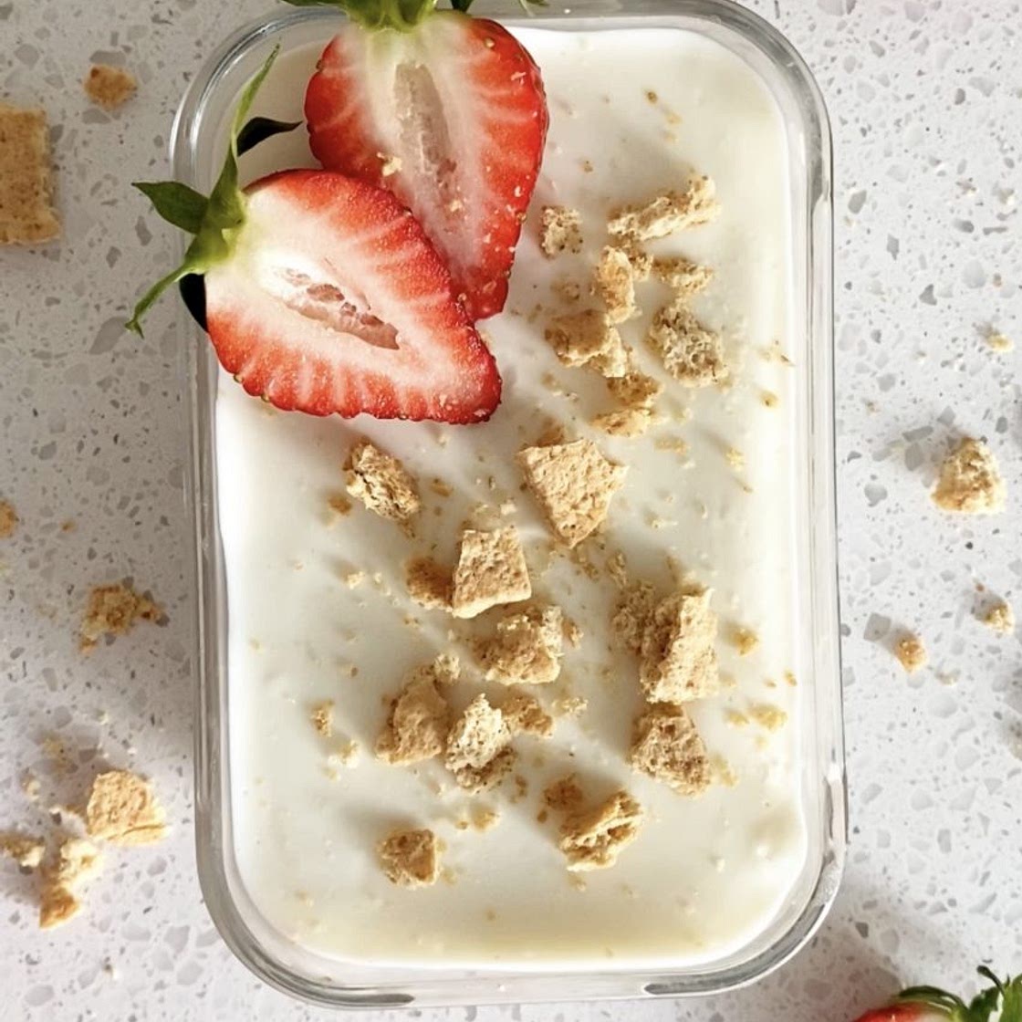 Strawberry Cheesecake Overnight Oats (edited)