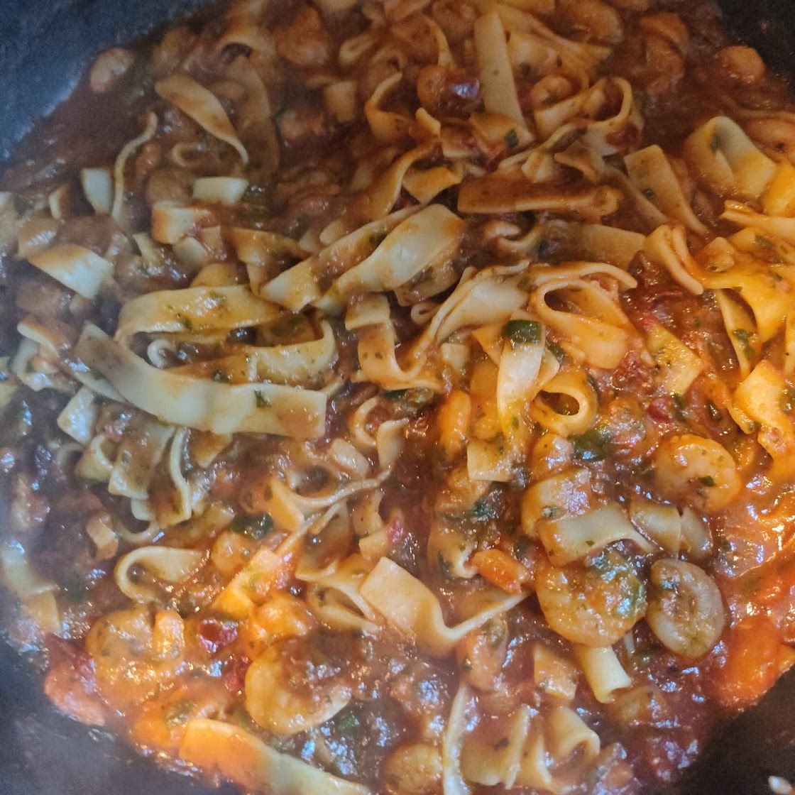 Tomato Spinach Shrimp Pasta