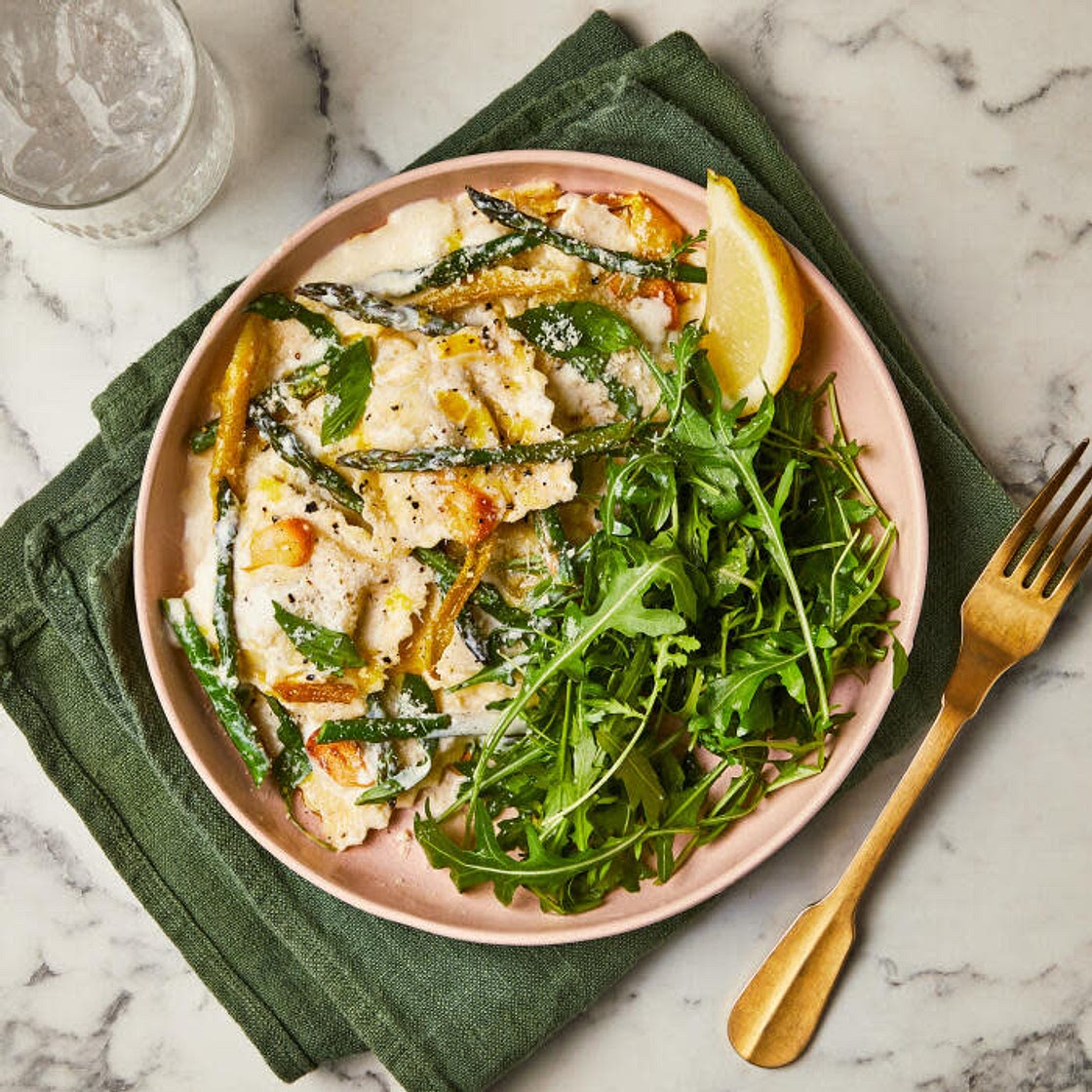 Creamy Lemon & Asparagus Sauce With Spinach & Ricotta Ravioli