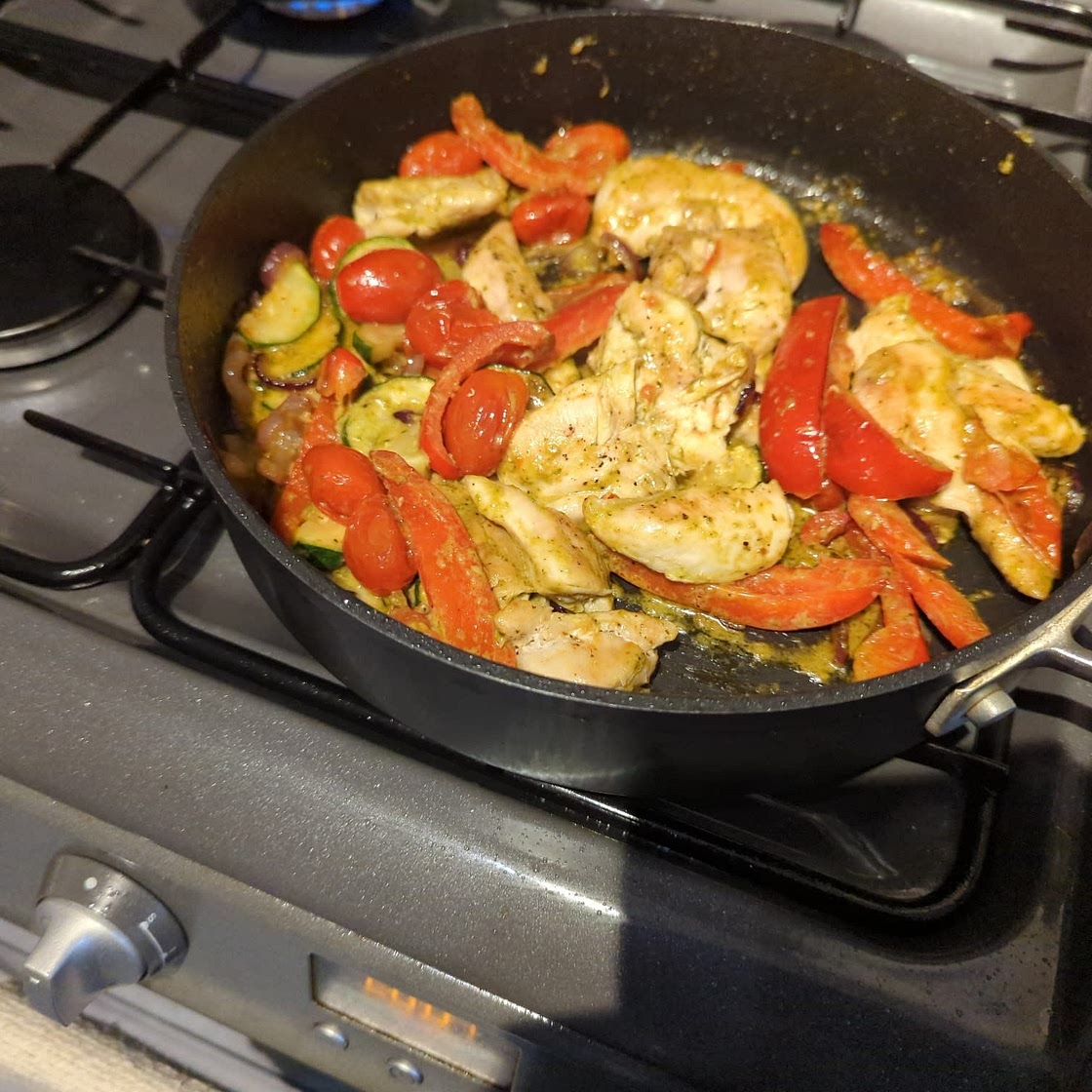 Pesto Chicken Recipe with Vegetables