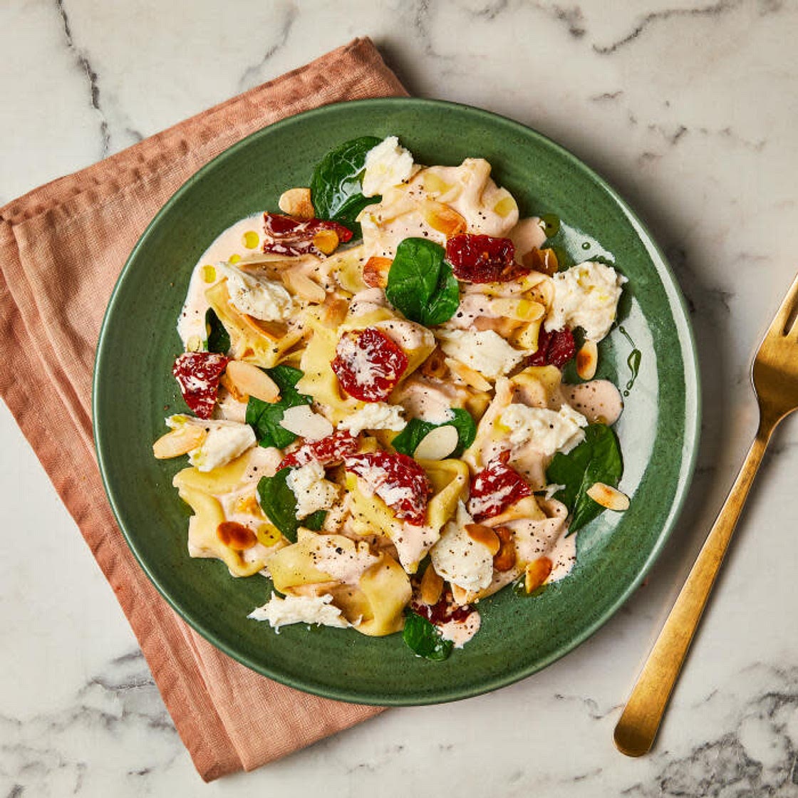 Creamy Sun-Dried Tomato Sauce With Tomato & Mozzarella Tortelloni