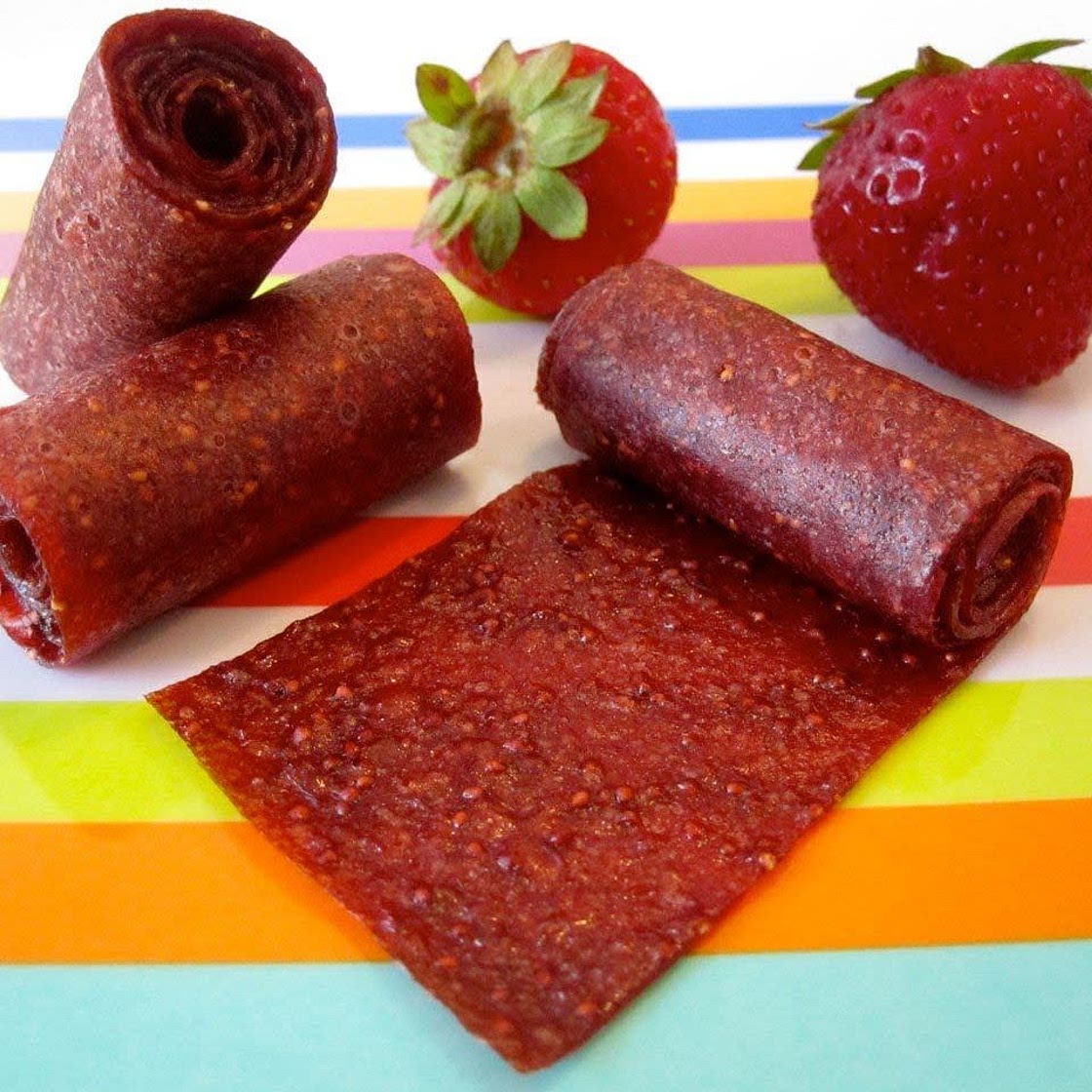 Homemade fruit rollups (real food gangstas)
