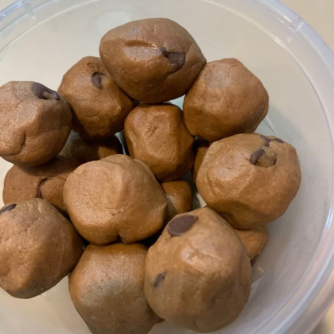 Chocolate protein balls