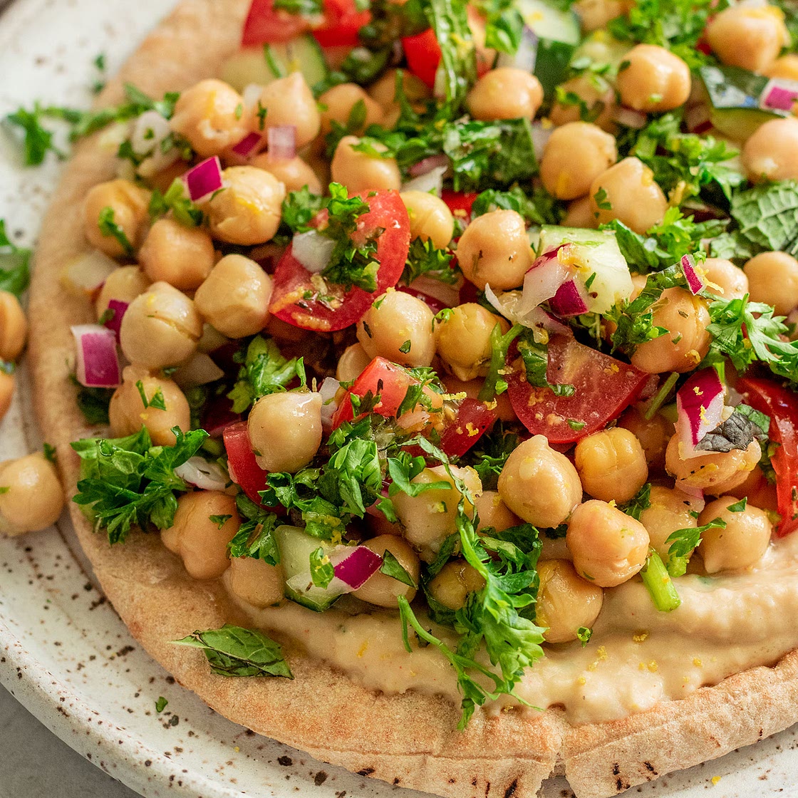 Lemon Garlic Marinated Chickpea Wraps