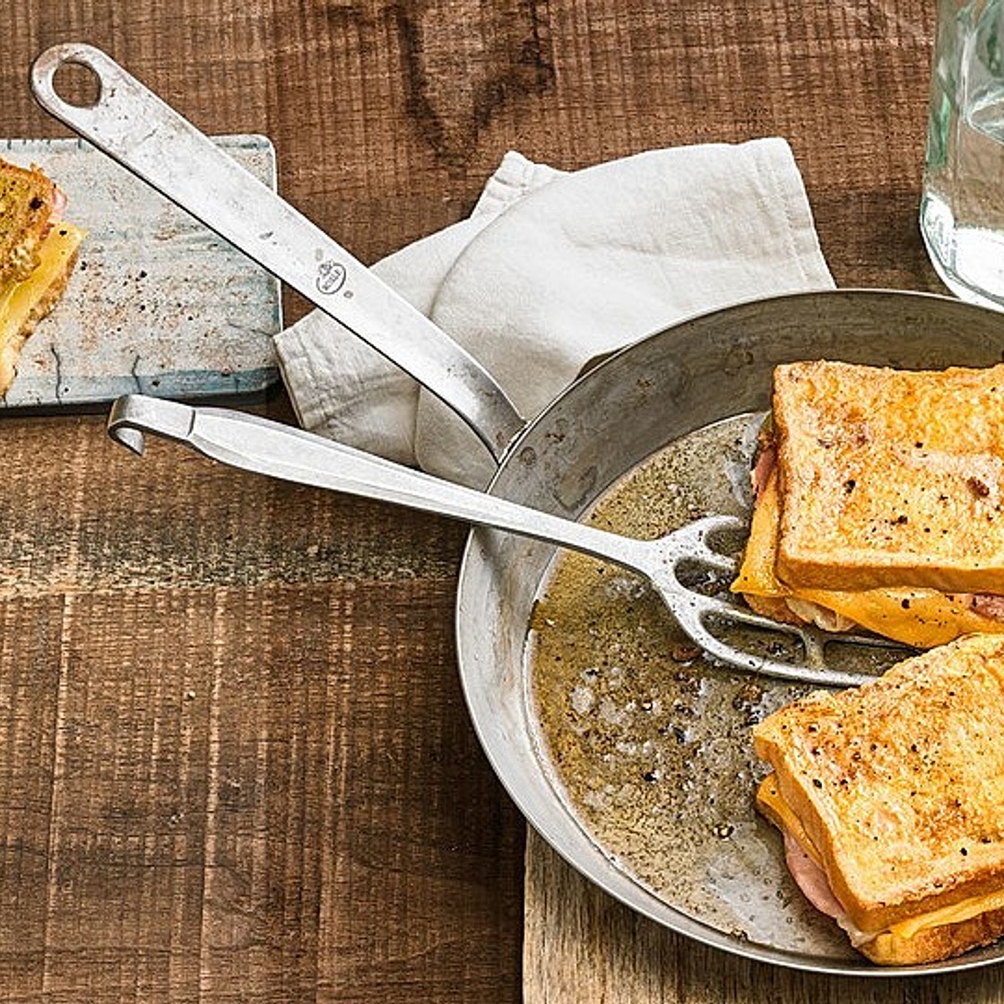 Schinken-Käsetoast aus der Pfanne