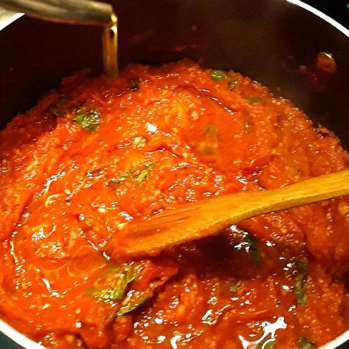 Best Pasta Sauce Recipe Ever: 4-Ingredient Spaghetti Sauce Recipe Starts With Fresh Tomatoes