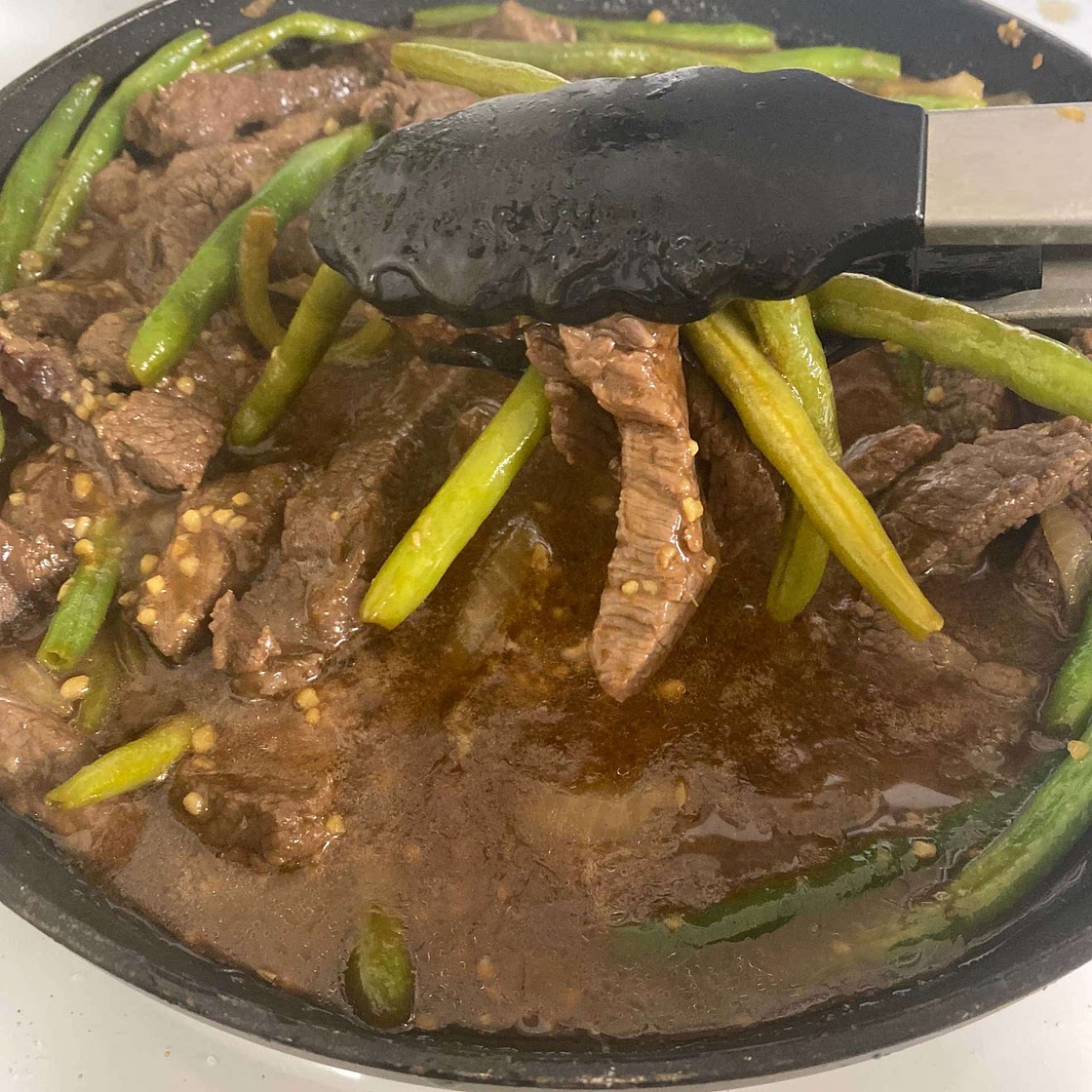 20-Minute Garlic Beef & Green Bean Stir-fry Recipe: This Garlicky Beef Recipe Is Worth Buying Chopsticks For | Beef | 30Seconds Food